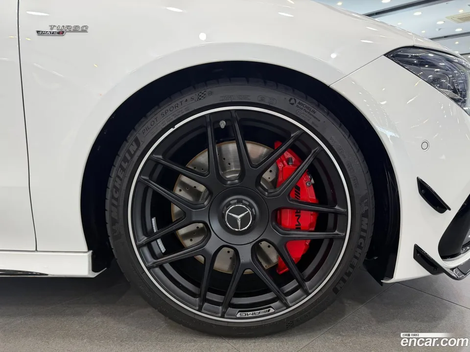 Mercedes-Benz CLA-Class AMG CLA 45 S 4MATIC+ 2025 — thumbnail 2