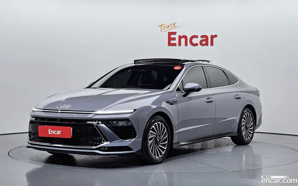 Hyundai Sonata The Edge Hybrid 2024 — photo 1, buy with delivery to Moscow