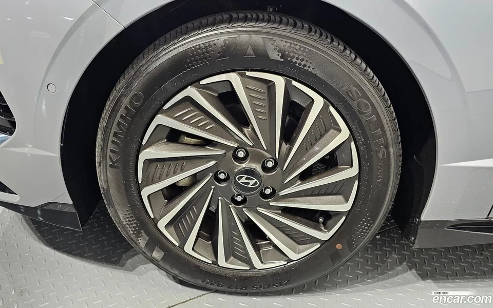 Hyundai Sonata The Edge Hybrid 2024 — thumbnail 5