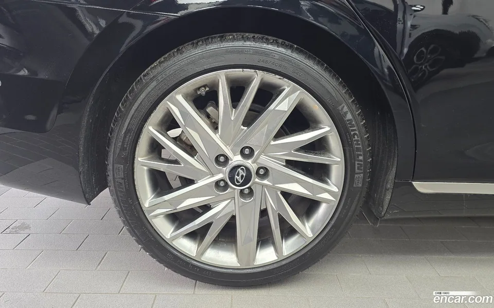 Hyundai Grandeur IG 3.3 2022 — thumbnail 2