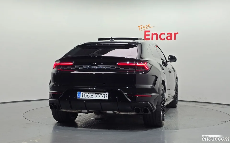 Lamborghini Urus 4.0 V8 SE 2025 — thumbnail 4
