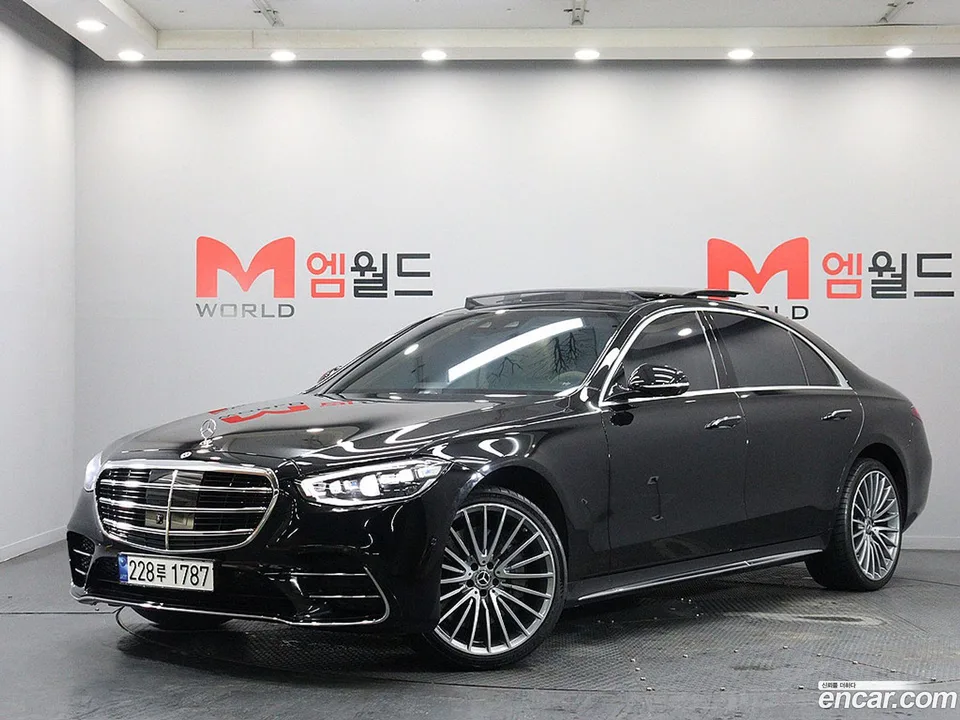 Mercedes-Benz S-Class S500L 4MATIC 2023 — photo 1, buy with delivery to Moscow