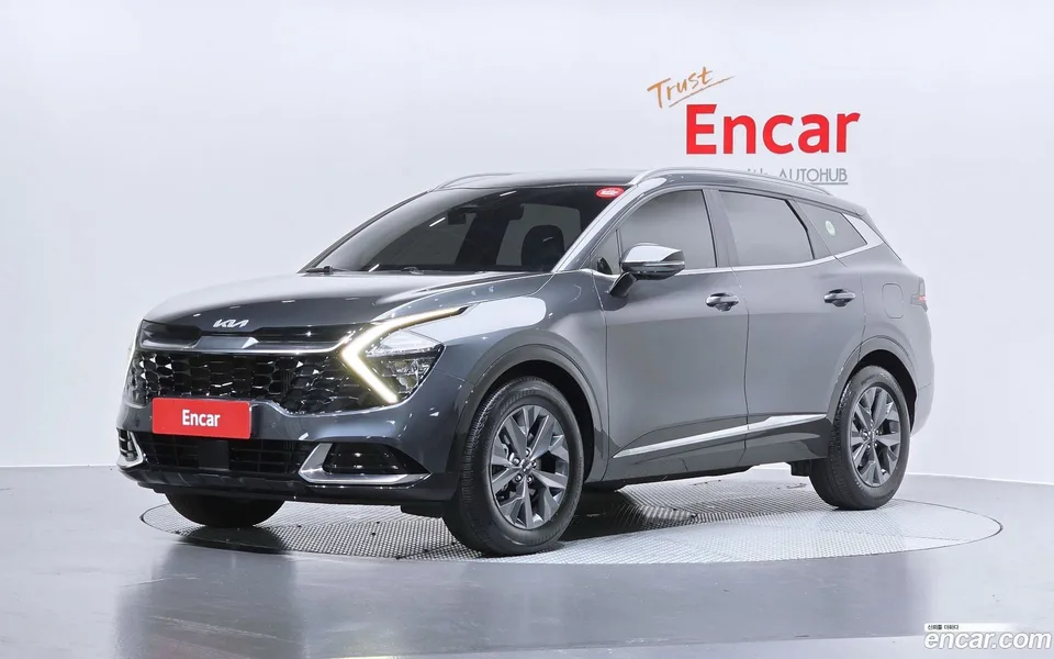 Kia Sportage 1.6 2WD 2022 — photo 1, buy with delivery to Moscow