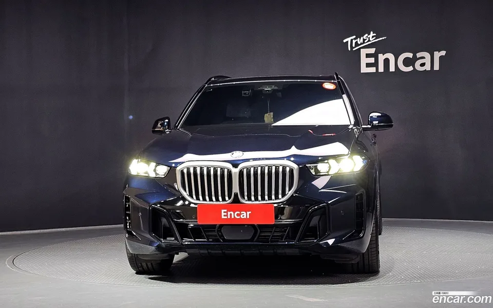 BMW X5 xDrive 40i M 2025 — thumbnail 3