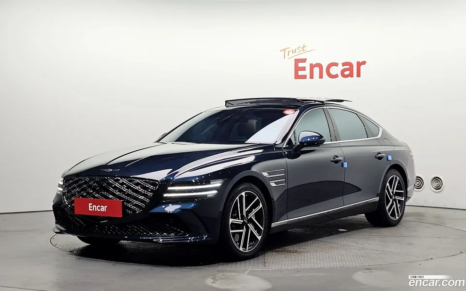 Genesis G80 2.5 AWD 2025 — photo 1, buy with delivery to Moscow