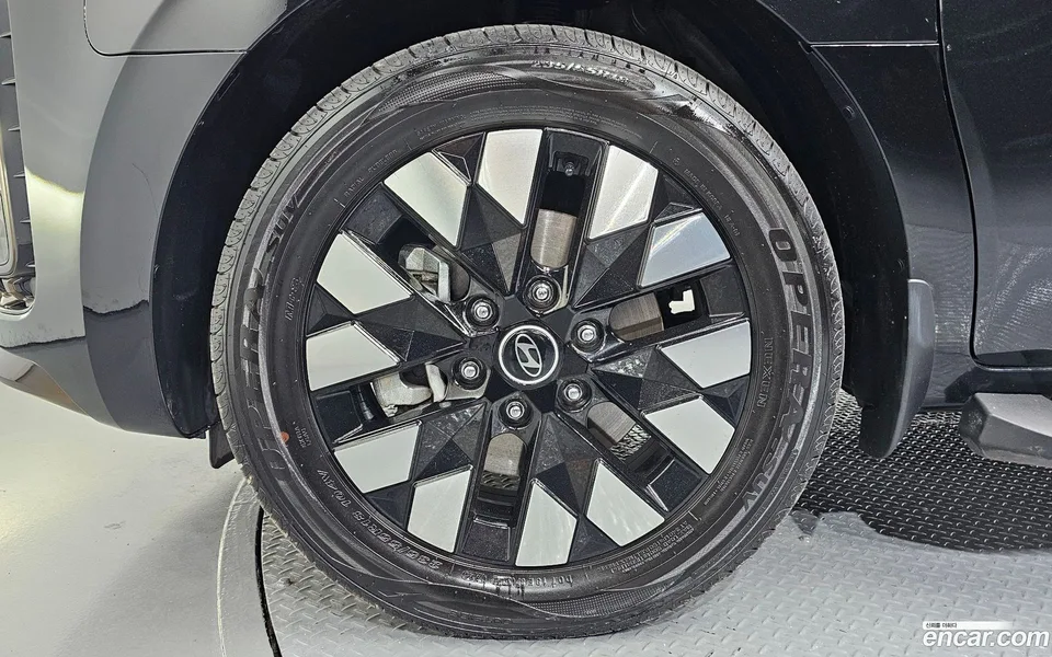 Hyundai Staria HEV 1.6 9 2024 — thumbnail 2