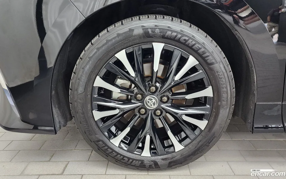 Toyota Alphard 2.5 HEV AWD 2025 — миниатюра 2