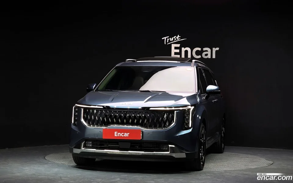 Kia Carnival HEV 9 2024 — thumbnail 3