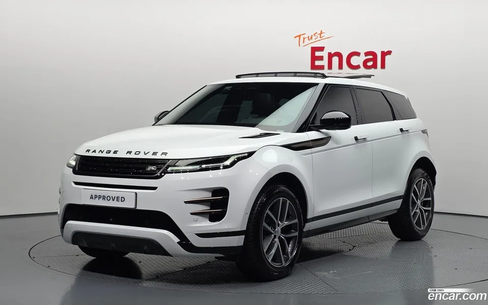Land Rover Range Rover Evoque P250 SE 2025 — photo 1, buy with delivery to Moscow