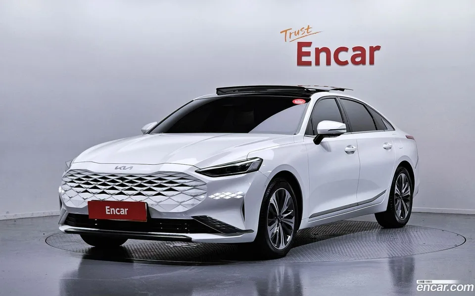 Kia K8 2.5 2WD 2023 — photo 1, buy with delivery to Moscow