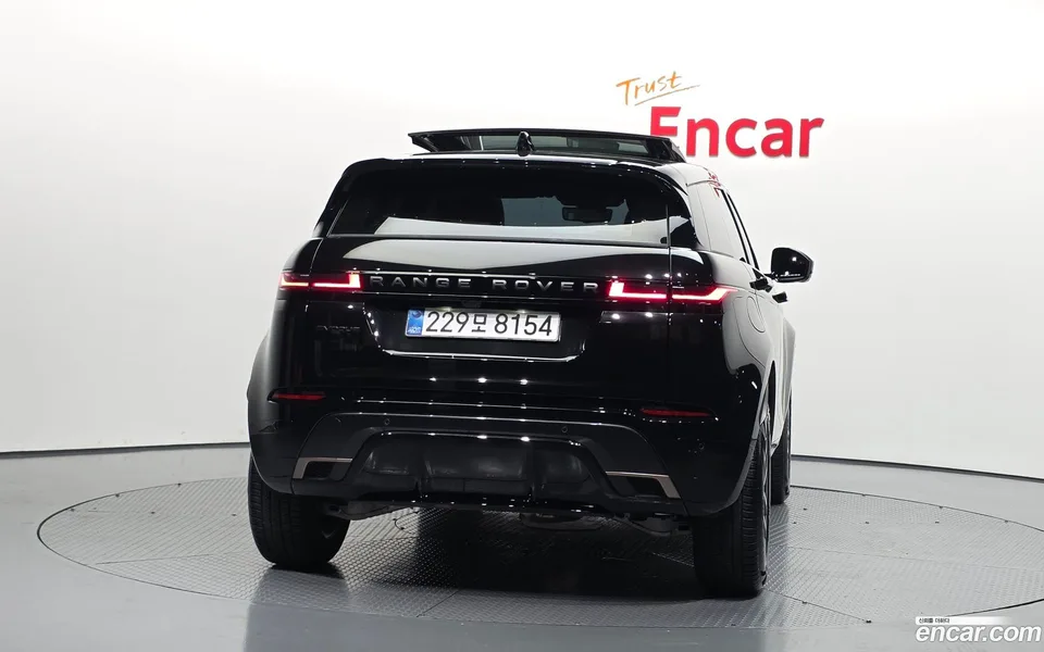 Land Rover Range Rover Evoque P250 SE 2025 — миниатюра 4