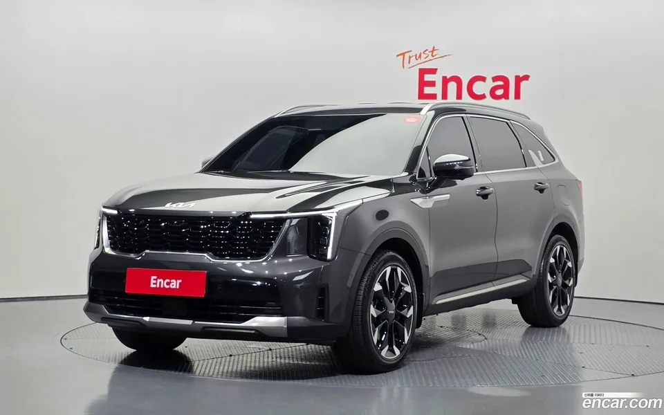 Kia Sorento 2.5T 2WD 2023 — photo 1, buy with delivery to Moscow