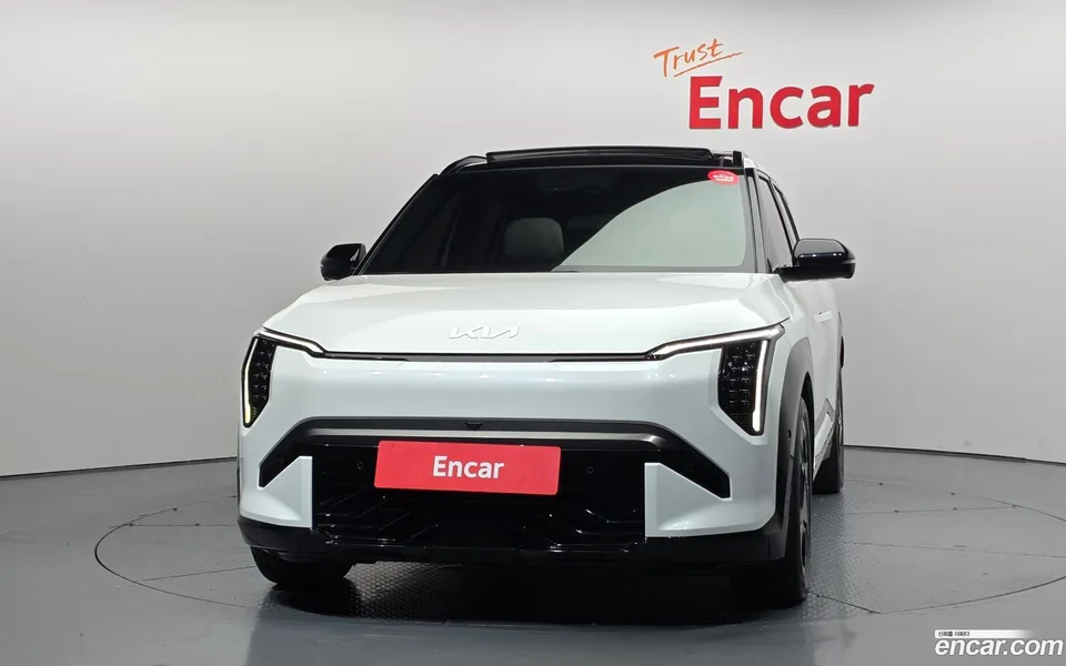 Kia EV3 2WD 2025 — thumbnail 3