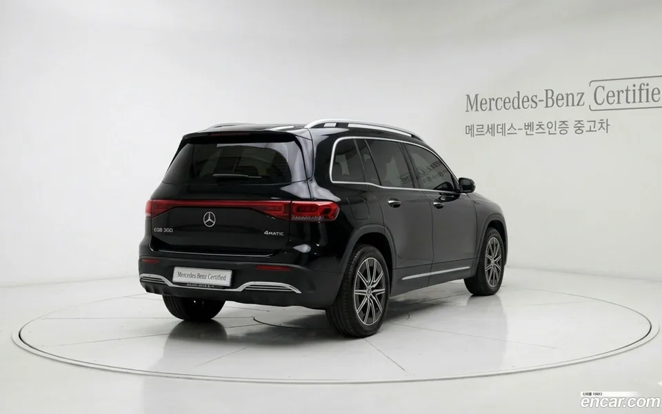 Mercedes-Benz EQB EQB300 4MATIC AMG 2024 — thumbnail 2