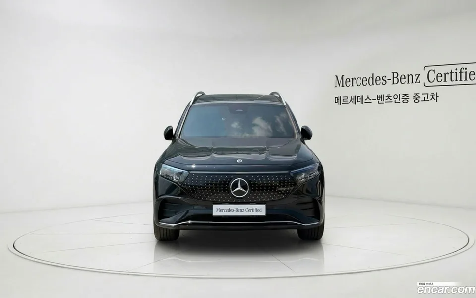 Mercedes-Benz EQB EQB300 4MATIC AMG 2024 — thumbnail 3