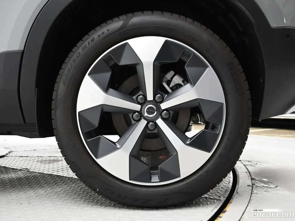 Volvo XC40 B4 2026 — thumbnail 5
