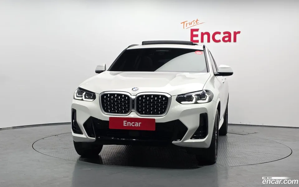 BMW X4 xDrive20i M 2024 — thumbnail 3