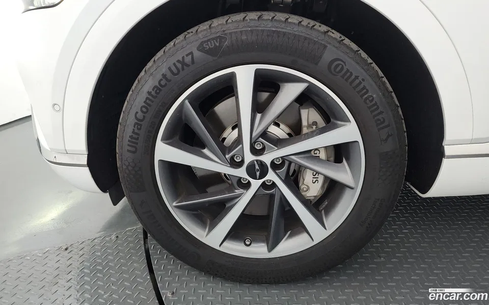 Genesis GV80 2.5T 2WD 2024 — thumbnail 2