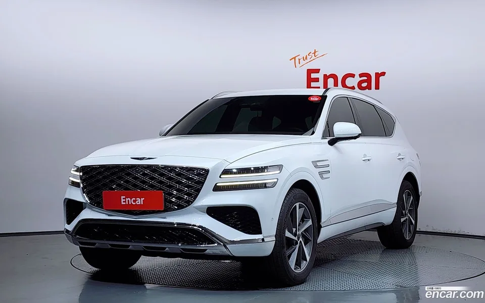 Genesis GV80 2.5T 2WD 2024 — photo 1, buy with delivery to Moscow