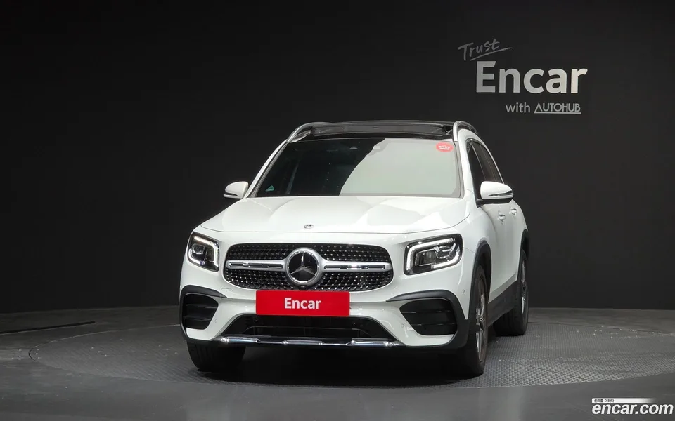 Mercedes-Benz GLB-Class GLB250 4MATIC 2023 — thumbnail 3