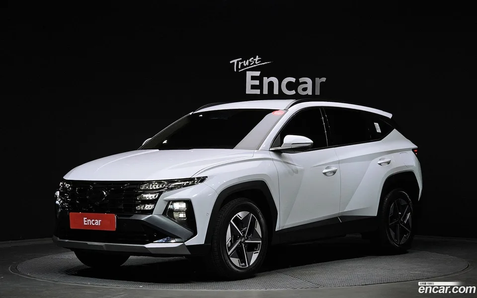 Hyundai Tucson Hybrid NX4 HEV 1.6 2WD 2025 — photo 1, buy with delivery to Moscow
