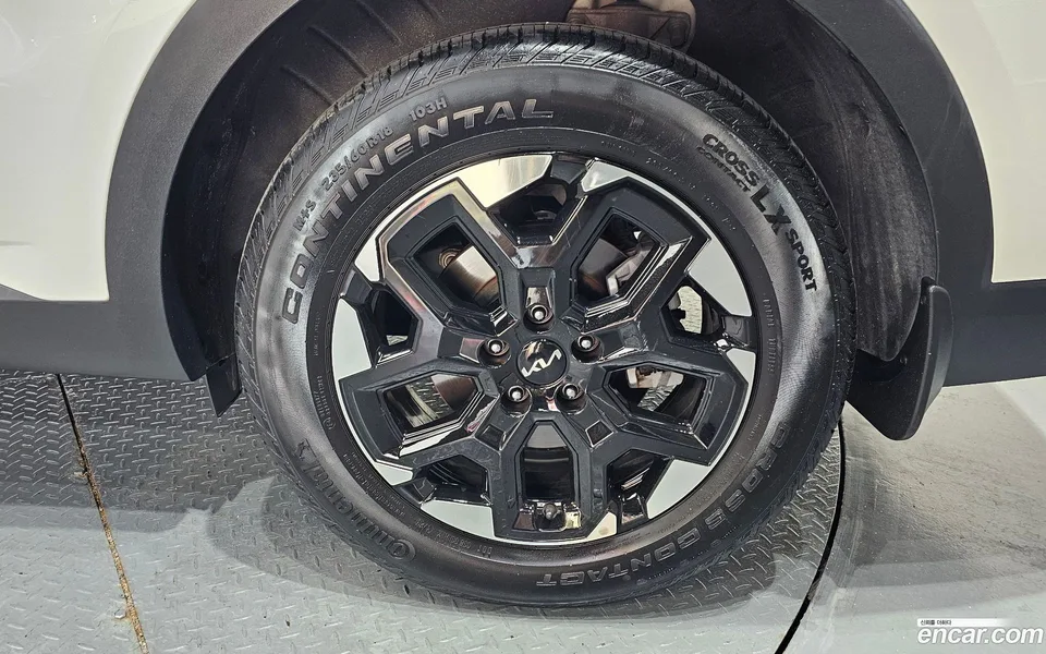 Kia Sorento 2.5T 2WD 2024 — thumbnail 2