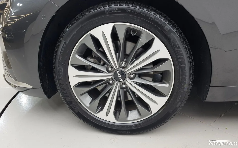 Kia K8 2.5 2WD 2022 — thumbnail 2