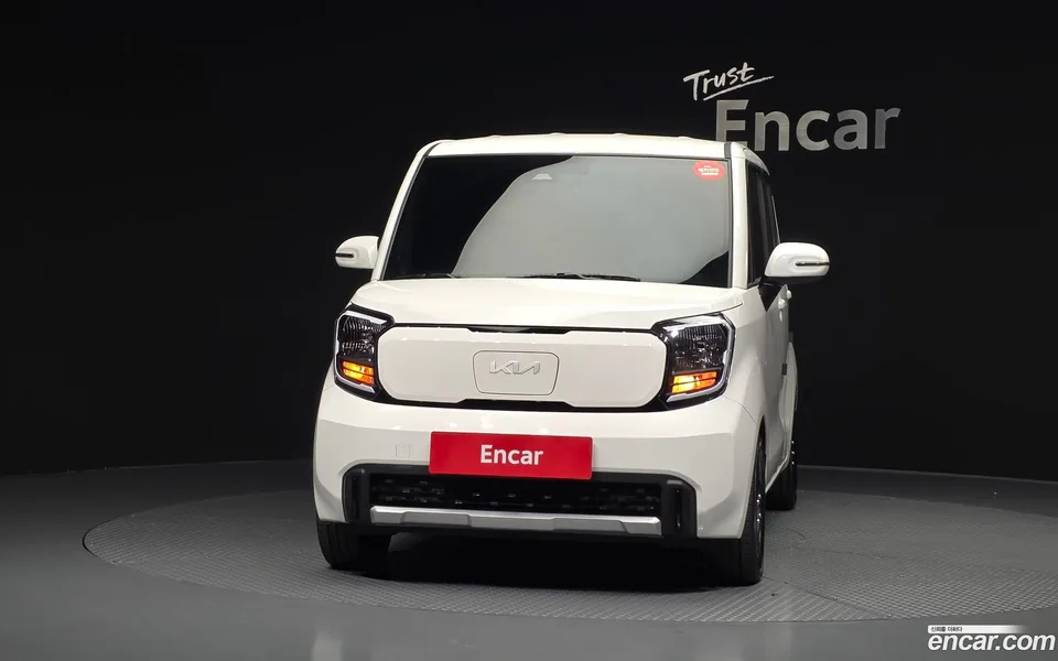 Kia Ray EV 2023 — thumbnail 3