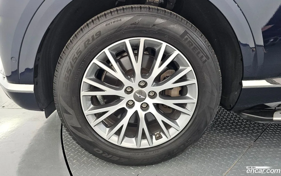 Genesis GV80 2.5T AWD 2023 — thumbnail 2