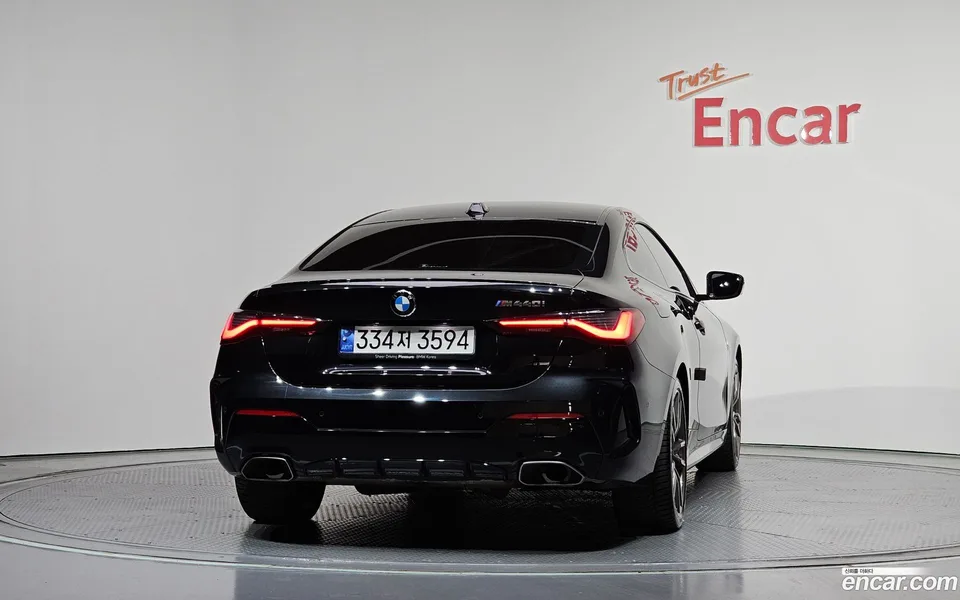 BMW 4 Series M440i xDrive 2024 — thumbnail 4