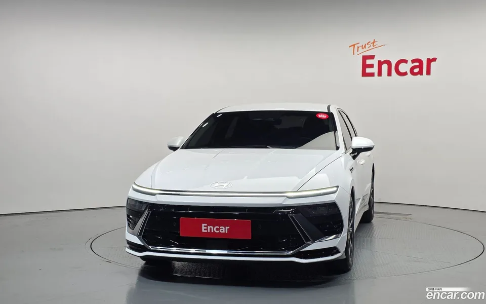 Hyundai Sonata The Edge 2.0 2025 — thumbnail 3