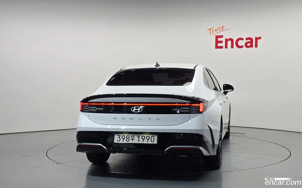 Hyundai Sonata The Edge 2.0 2025 — thumbnail 4