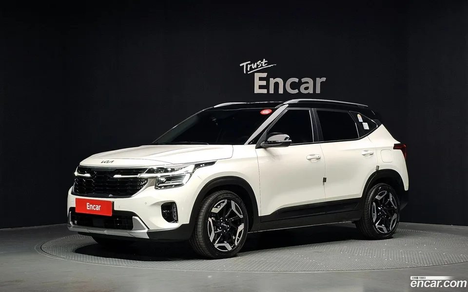 Kia Seltos 1.6 4WD 2024 — photo 1, buy with delivery to Moscow