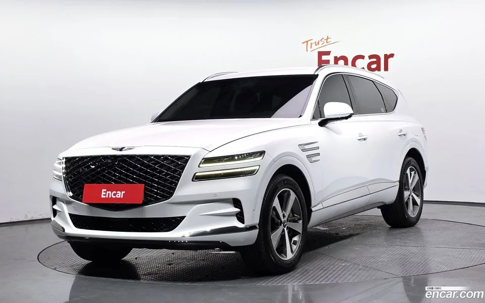Genesis GV80 2.5T AWD 2022 — photo 1, buy with delivery to Moscow