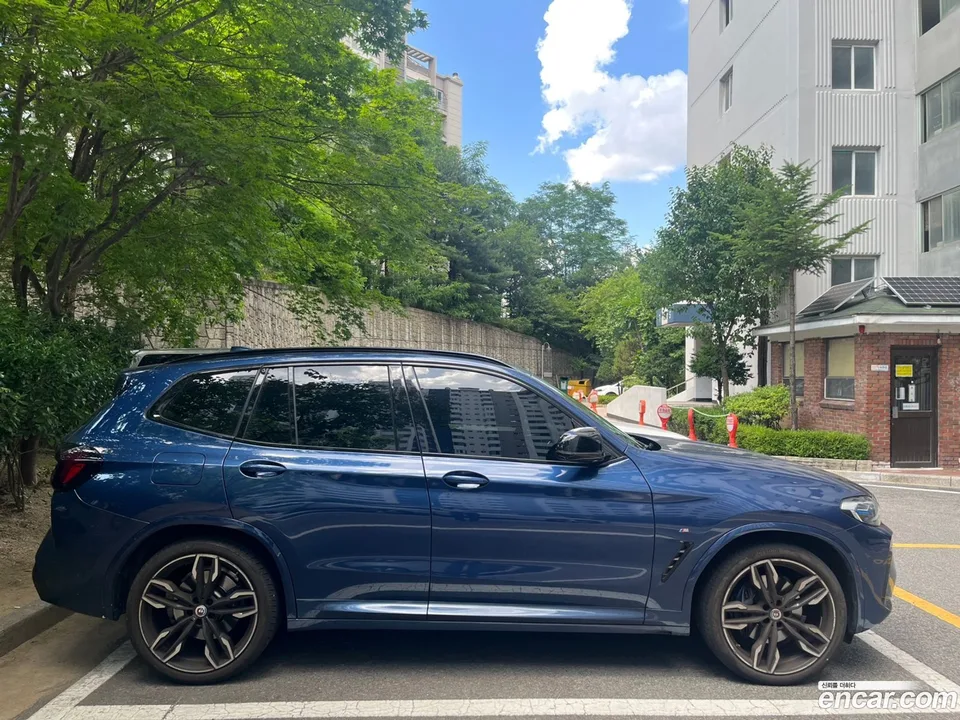 BMW X3 xDrive M40i 2023 — thumbnail 2