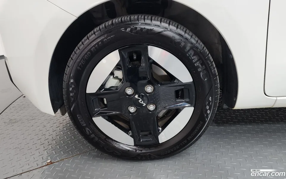 Kia Ray EV 2024 — thumbnail 5