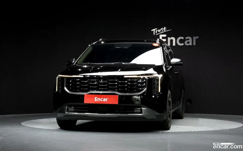 Kia Carnival 9 2025 — thumbnail 3