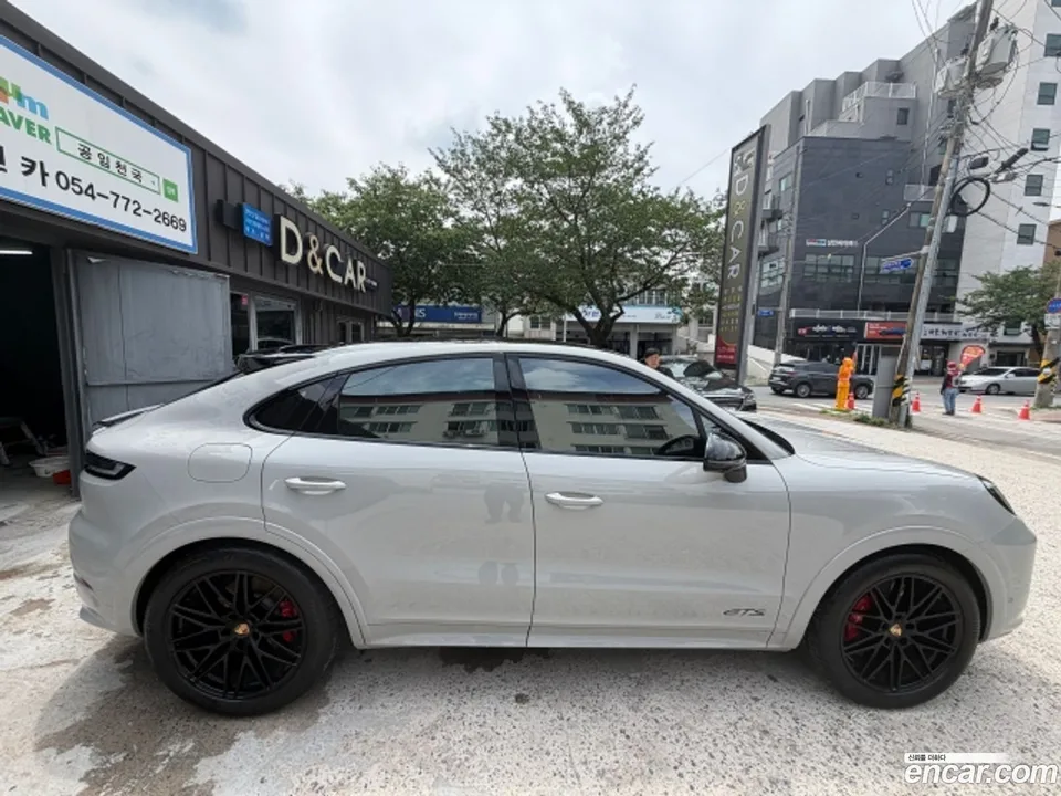 Porsche Cayenne 4.0 GTS 2025 — thumbnail 3