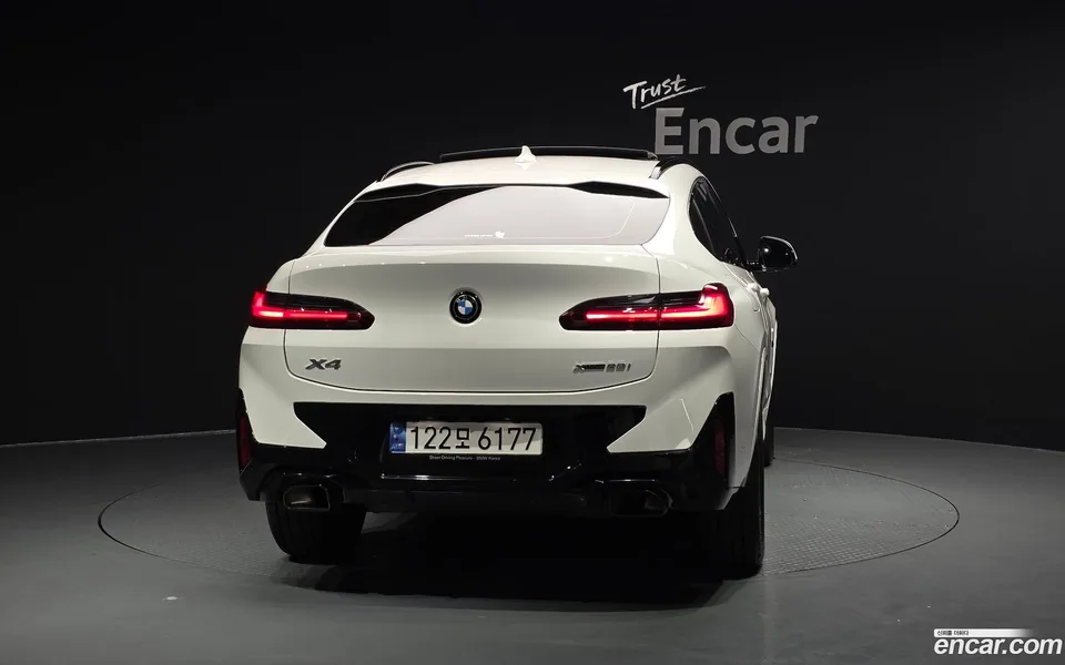 BMW X4 xDrive20i M 2022 — thumbnail 4