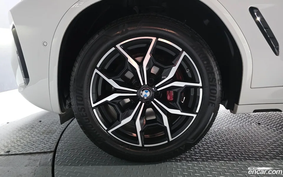 BMW X4 xDrive20i M 2022 — thumbnail 5