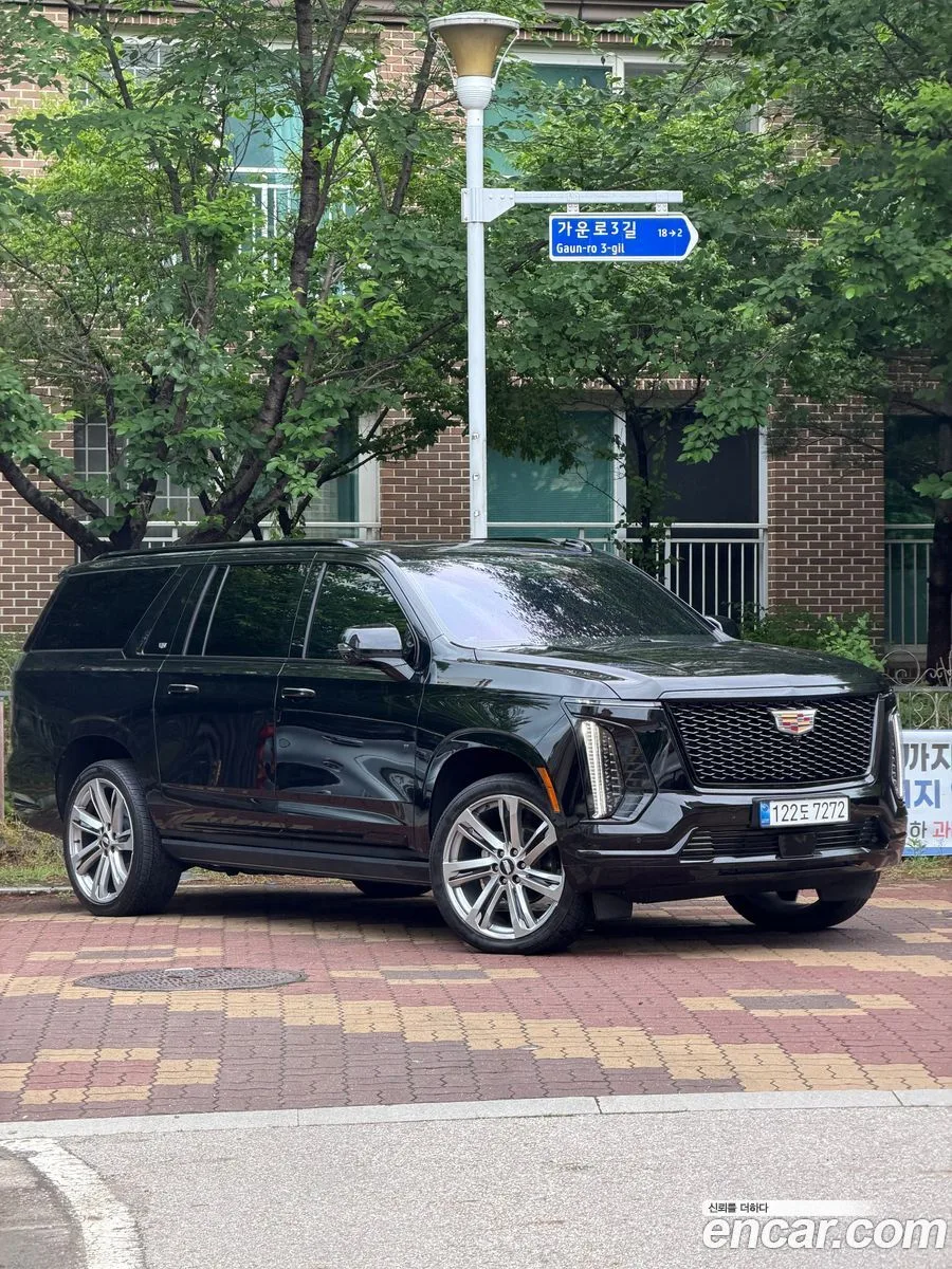 Cadillac Escalade 6.2 ESV 2025 — thumbnail 4