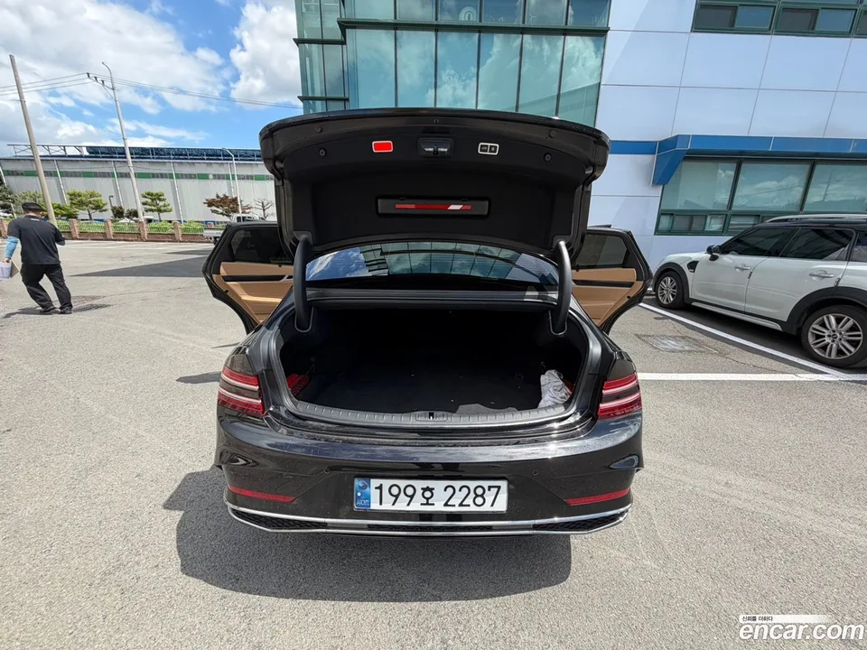 Genesis G80 2.5 AWD 2024 — thumbnail 2