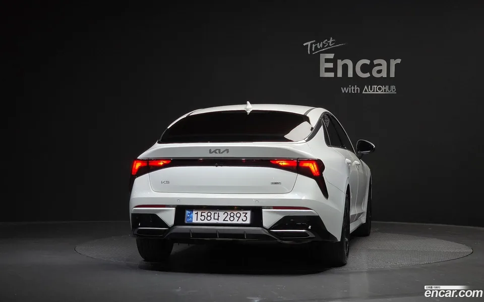 Kia K5 Hybrid 2024 — thumbnail 4