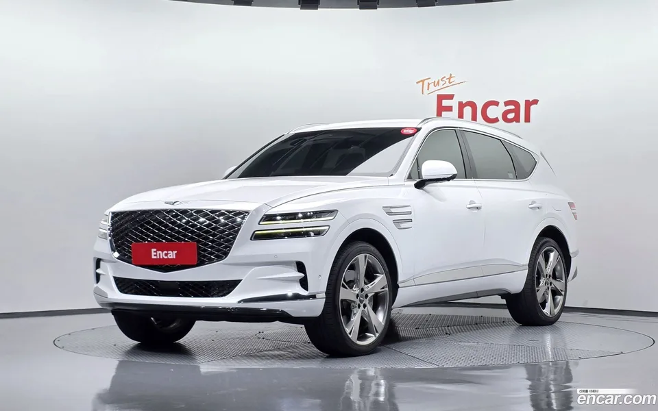 Genesis GV80 2.5T AWD 2022 — photo 1, buy with delivery to Moscow