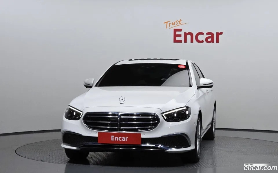 Mercedes-Benz E-Class E250 2022 — thumbnail 3