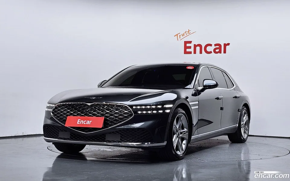 Genesis G90 3.5 AWD 2023 — photo 1, buy with delivery to Moscow