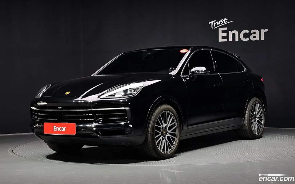 Porsche Cayenne 3.0 2022 — photo 1, buy with delivery to Moscow