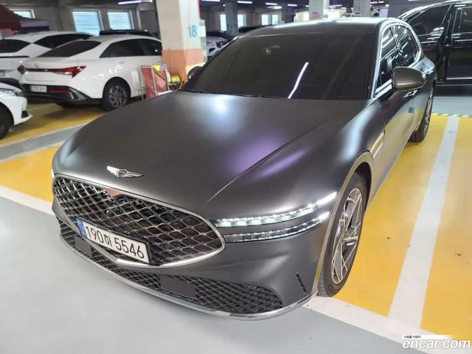 Genesis G90 3.5 AWD 2023 — фото 1, купить с доставкой в Москву