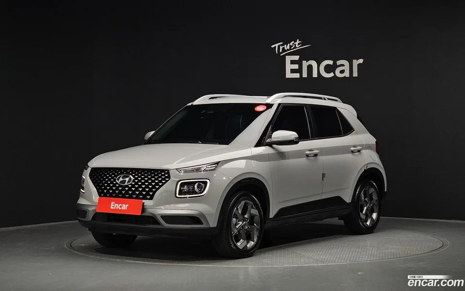 Hyundai Venue 1.6 2024 — photo 1, buy with delivery to Moscow