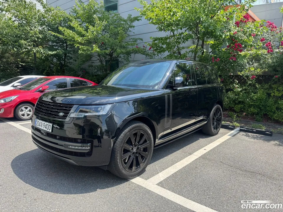 Land Rover Range Rover P550E AB 2025 — photo 1, buy with delivery to Moscow